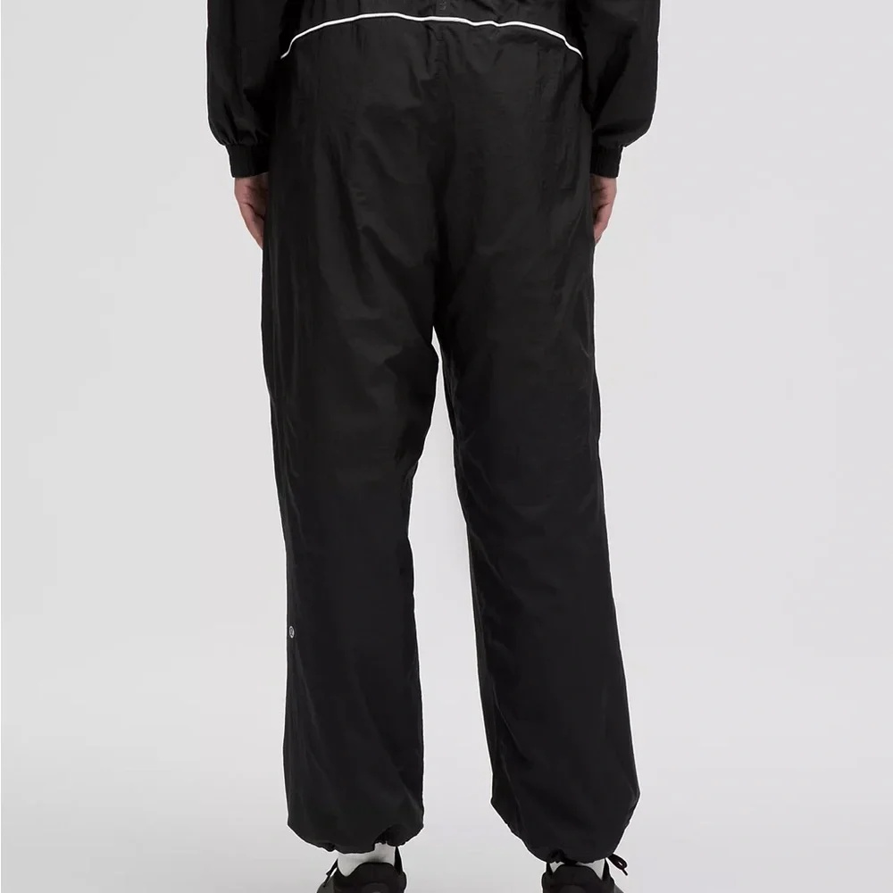 Lululemon - License to Train Mid-Rise Lightweight Jogger Size 4 - Picture 3 of 8